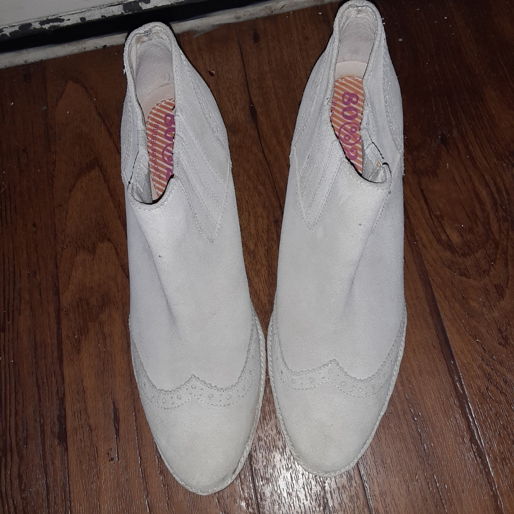 LADIES  ANKLE BOOTS  BY 80%20